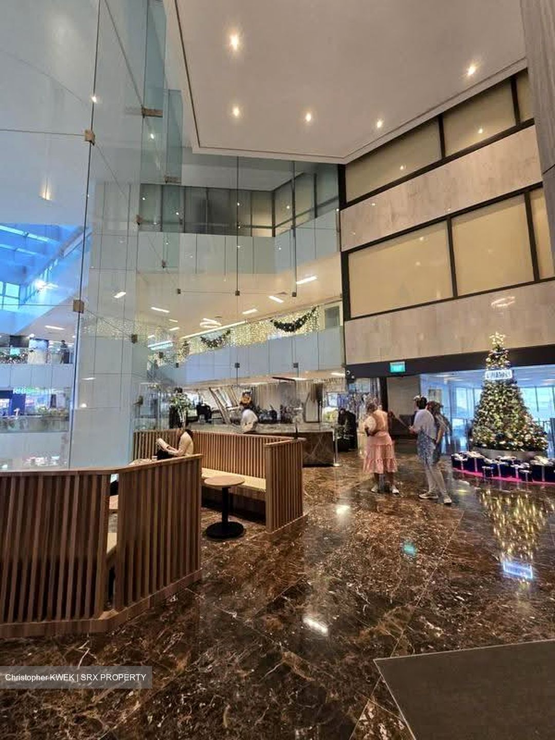 United Square (D11), Office #633726151